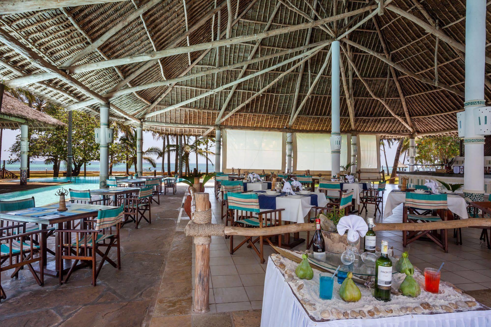 Neptune Village Beach Resort & Spa Galu Dış mekan fotoğraf