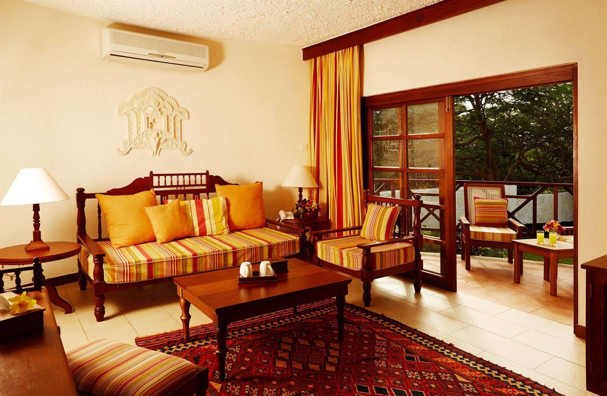 Neptune Village Beach Resort & Spa Galu Dış mekan fotoğraf