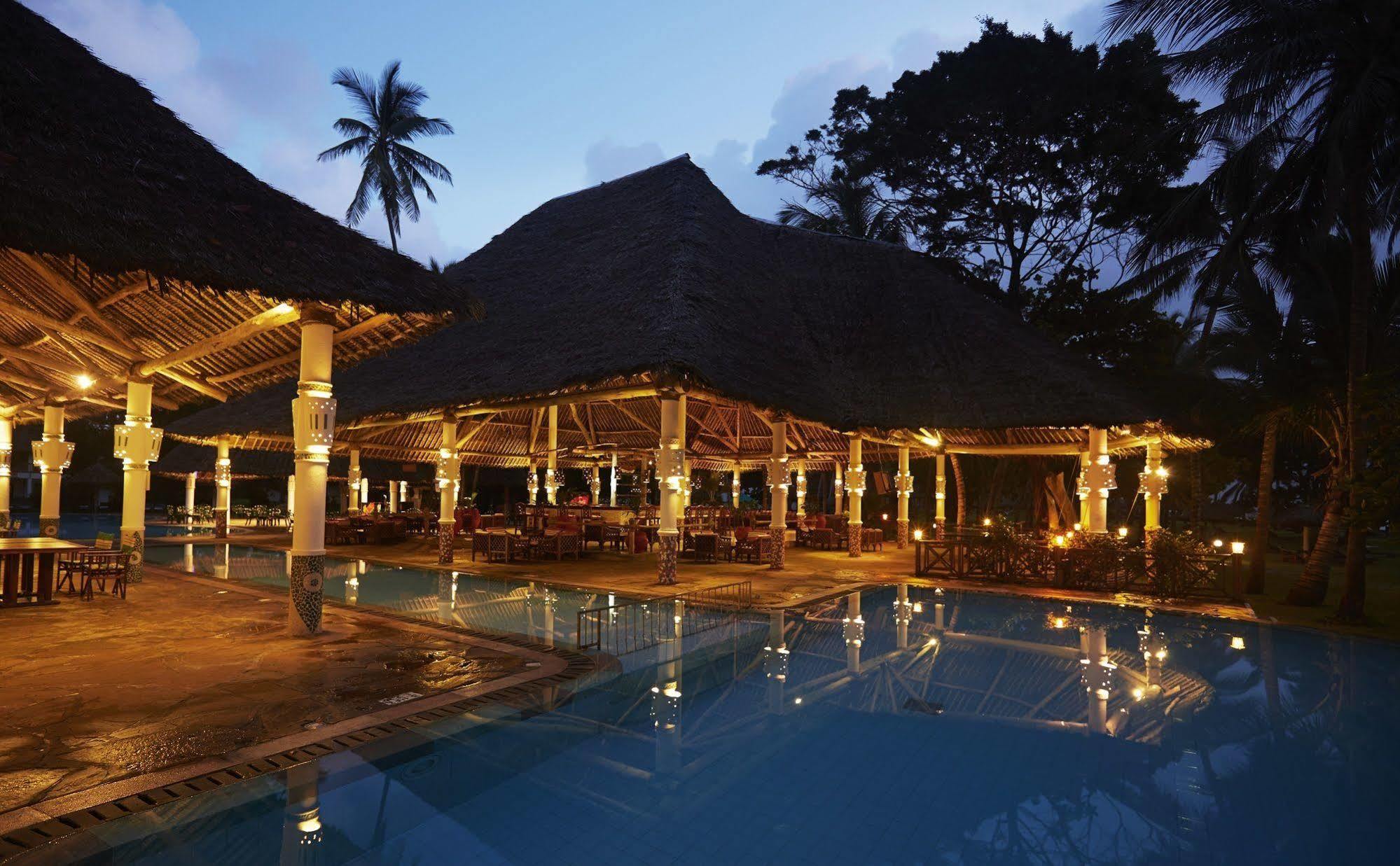 Neptune Village Beach Resort & Spa Galu Dış mekan fotoğraf